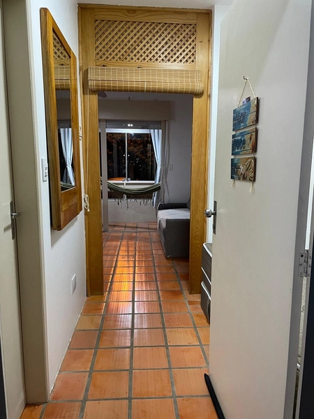 JK Mobiliado com Sacada e Churrasqueira em Capão Novo: 10ª foto da galeria de imagens do imóvel