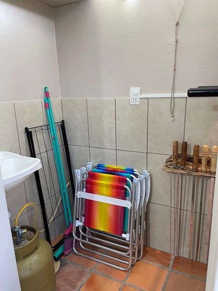 JK Mobiliado com Sacada e Churrasqueira em Capão Novo: 13ª foto da galeria de imagens do imóvel