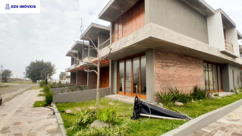 Sobrado Ideal para Famílias: Conforto, Privacidade e Design Funcional: 1ª foto da galeria de imagens do imóvel