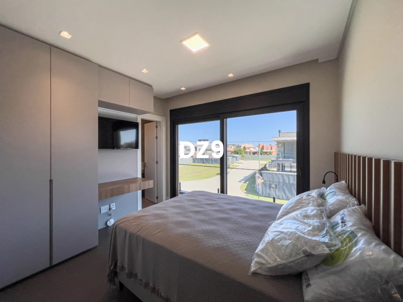 CASA COM 4 SUITES EM CONDOMINIO FECHADO!: 12ª foto da galeria de imagens do imóvel