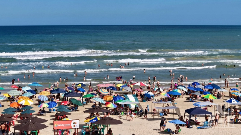 LINDÍSSIMA CASA À VENDA NO BAIRRO ZONA NOVA EM CAPÃO DA CANOA: 22ª foto da galeria de imagens do imóvel