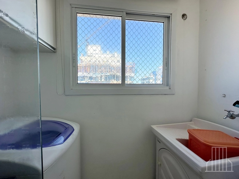 ELEGANTE APARTAMENTO EM BAIRRO TRANQUILO!: 14ª foto da galeria de imagens do imóvel