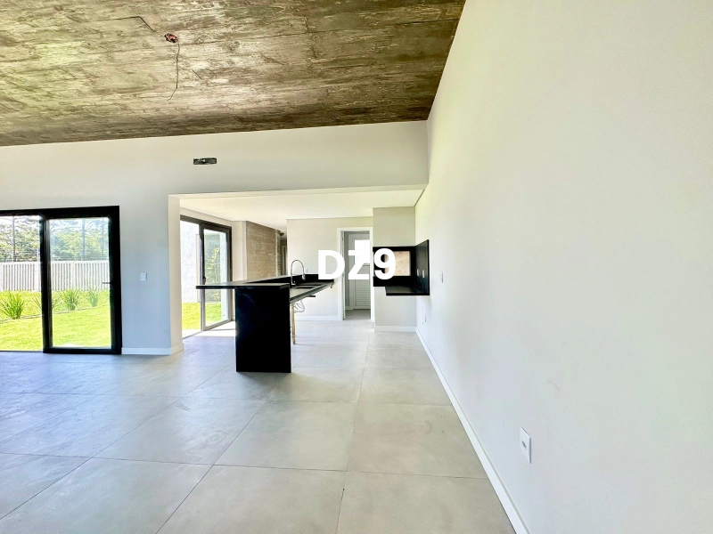 CASA COM 4 SUITES: 5ª foto da galeria de imagens do imóvel