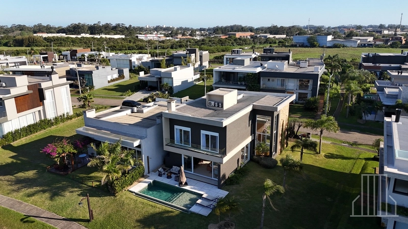 EXCLUSIVA CASA MODERNA À VENDA EM CONDOMÍNIO FECHADO!: 4ª foto da galeria de imagens do imóvel