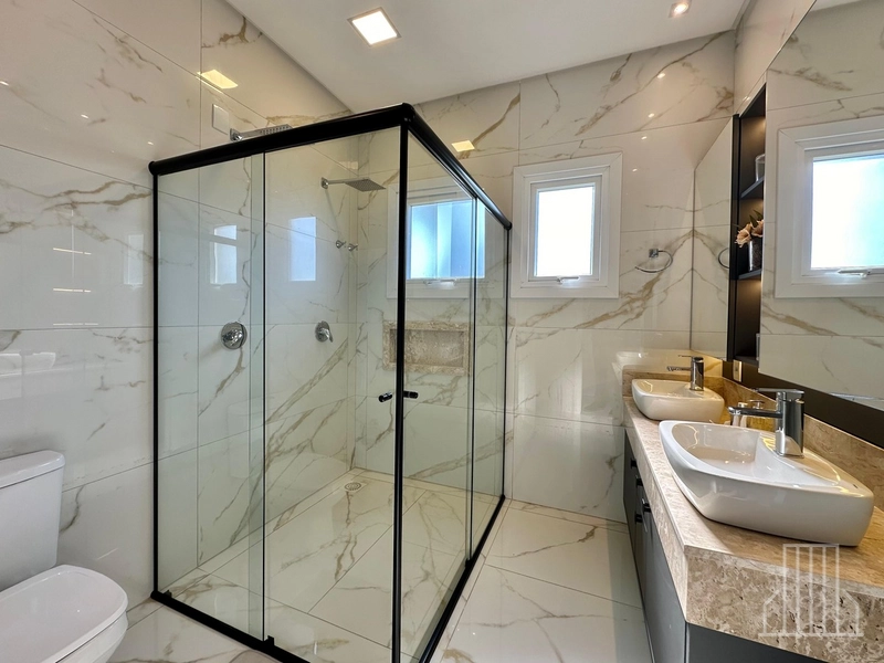 EXCLUSIVA CASA MODERNA À VENDA EM CONDOMÍNIO FECHADO!: 28ª foto da galeria de imagens do imóvel