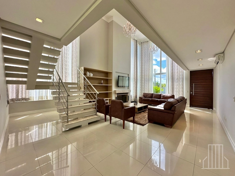 SOBRADO DESLUMBRANTE DE ESQUINA!: 5ª foto da galeria de imagens do imóvel