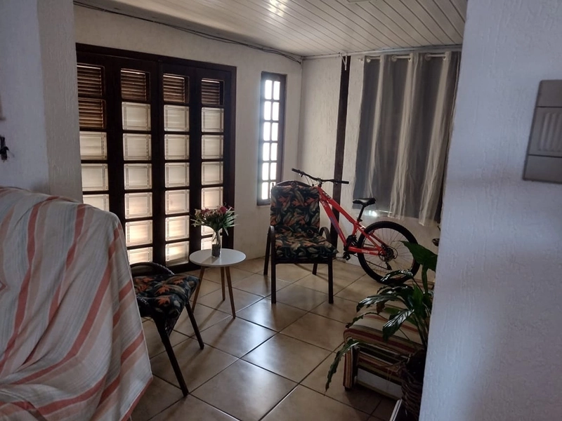 CASA À  VENDA : 6ª foto da galeria de imagens do imóvel