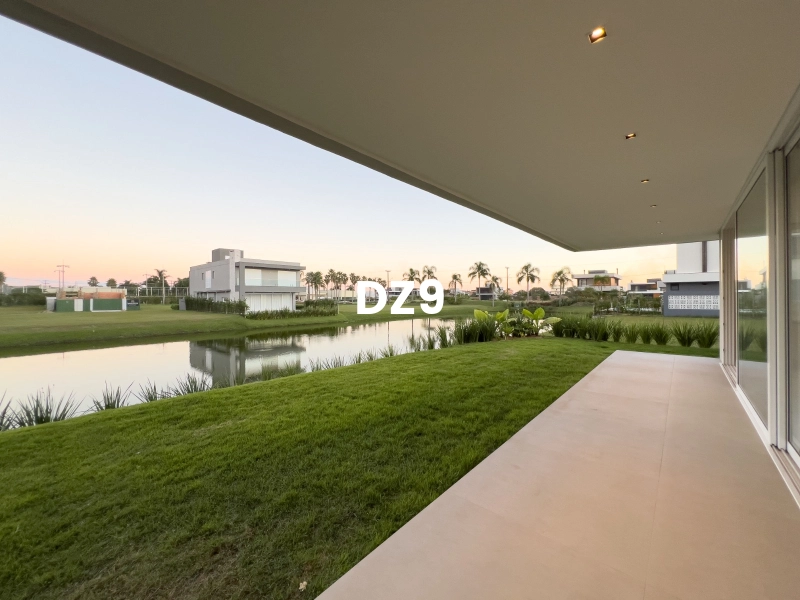 BELÍSSIMA CASA BEIRA LAGO TÉRREA EM DOIS TERRENOS EM TORRES!: 4ª foto da galeria de imagens do imóvel