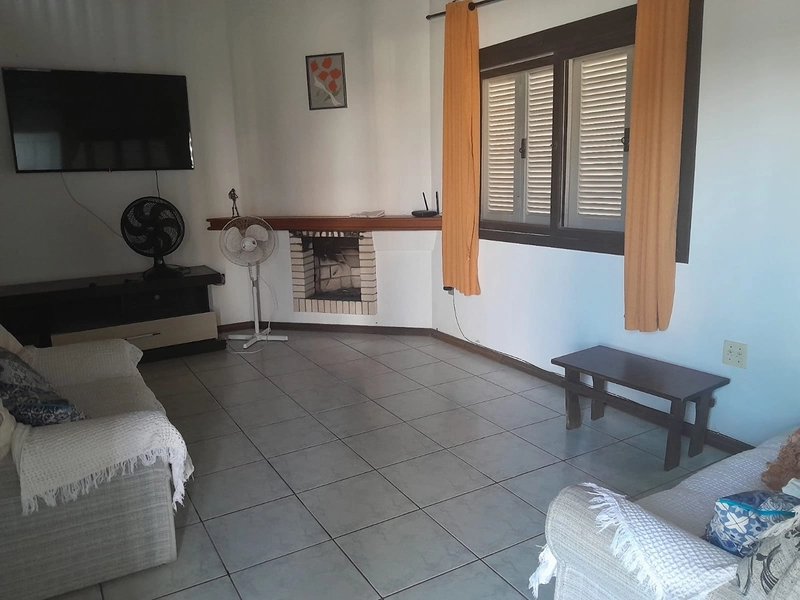 CASA PARA ALUGUEL ANUAL NO BAIRRO JARDIM BEIRA MAR.: 4ª foto da galeria de imagens do imóvel