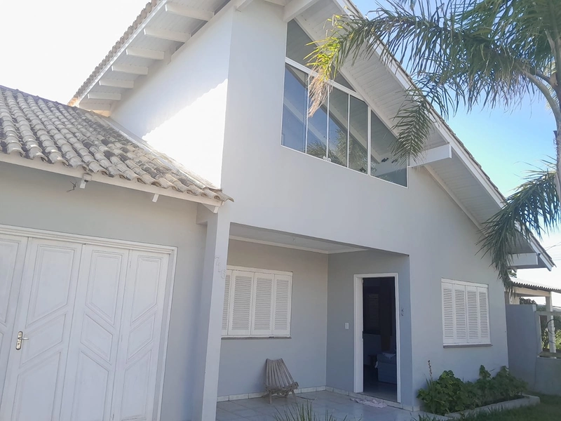 CASA PARA ALUGUEL ANUAL NO BAIRRO JARDIM BEIRA MAR.: 1ª foto da galeria de imagens do imóvel