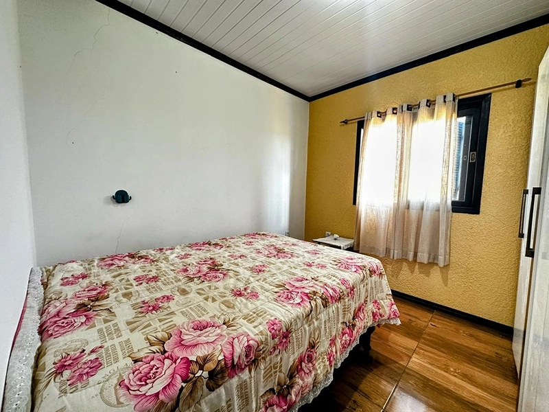 CASA A VENDA EM CAPÃO NOVO: 12ª foto da galeria de imagens do imóvel