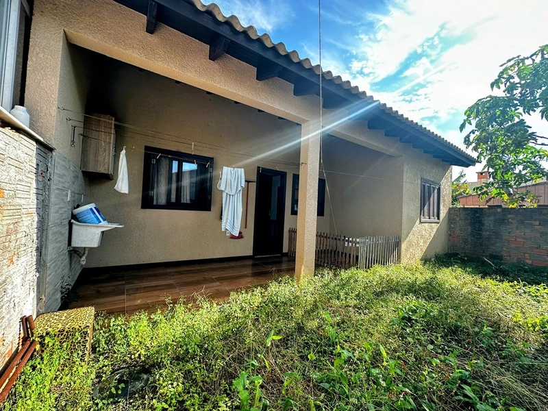 CASA A VENDA EM CAPÃO NOVO: 14ª foto da galeria de imagens do imóvel