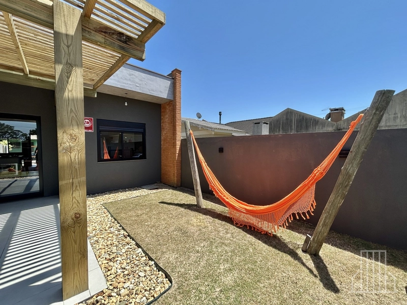 LINDA CASA GEMINADA LOCALIZADA NO BAIRRO CAPÃO NOVO EM CAPÃO DA CANOA!: 6ª foto da galeria de imagens do imóvel