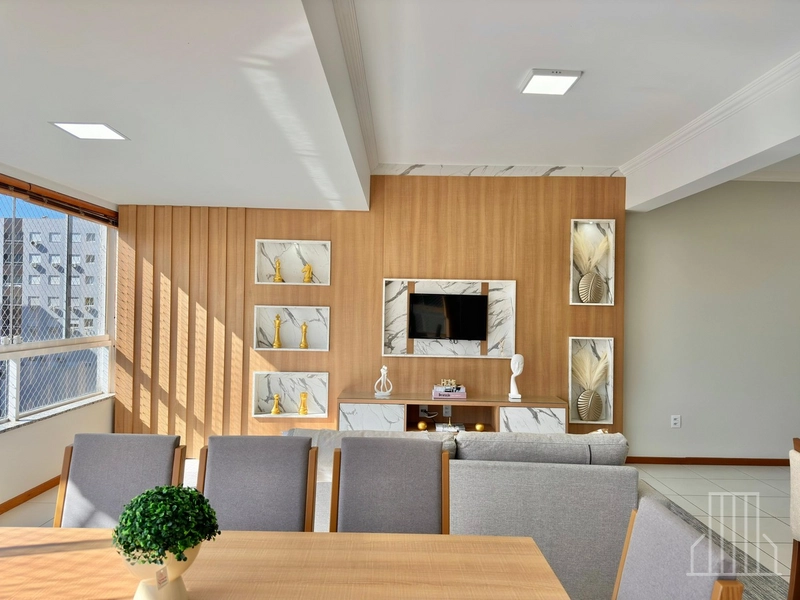 ELEGANTE APARTAMENTO NA ZONA NOVA, CAPÃO DA CANOA!: 2ª foto da galeria de imagens do imóvel