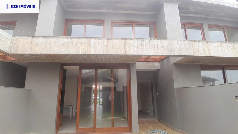 Sobrado Ideal para Famílias: Conforto, Privacidade e Design Funcional: 3ª foto da galeria de imagens do imóvel