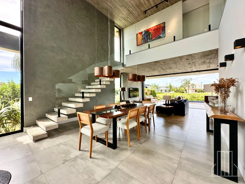 MARAVILHOSA CASA À VENDA EM CONDOMÍNIO FECHADO - ATLÂNTIDA, XANGRILÁ: 5ª foto da galeria de imagens do imóvel