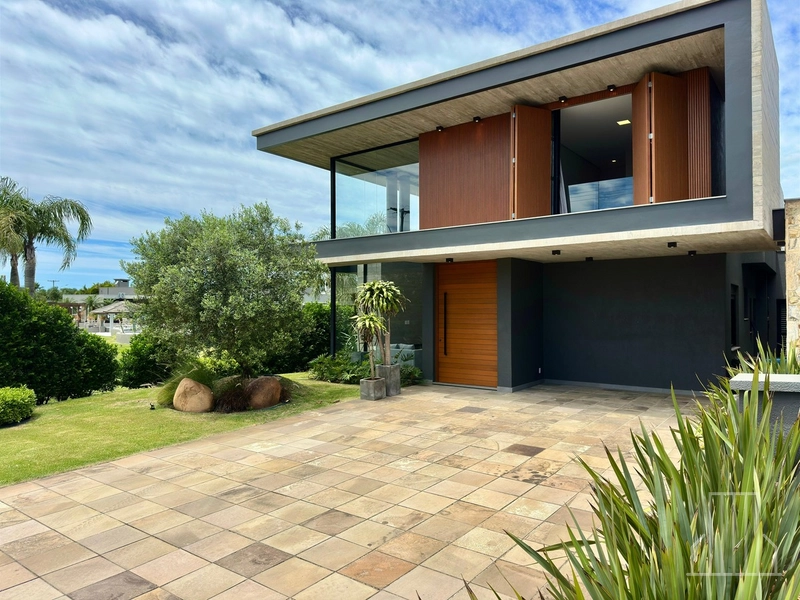 MARAVILHOSA CASA À VENDA EM CONDOMÍNIO FECHADO - ATLÂNTIDA, XANGRILÁ: 27ª foto da galeria de imagens do imóvel