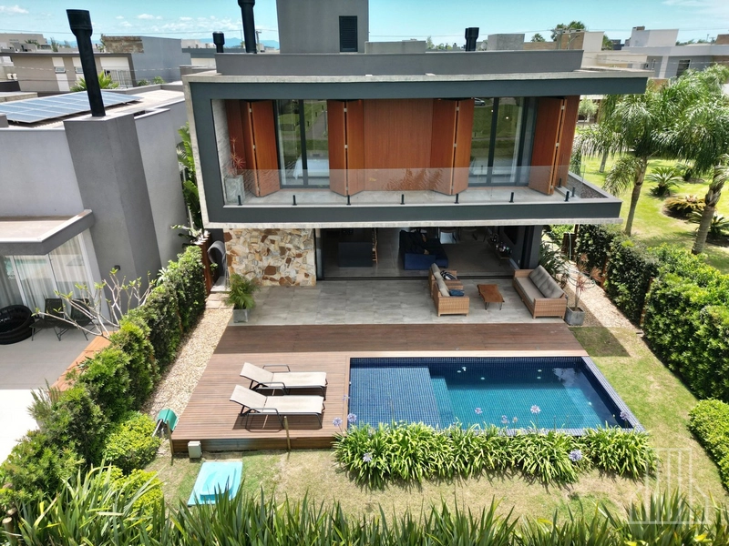 MARAVILHOSA CASA À VENDA EM CONDOMÍNIO FECHADO - ATLÂNTIDA, XANGRILÁ: 26ª foto da galeria de imagens do imóvel