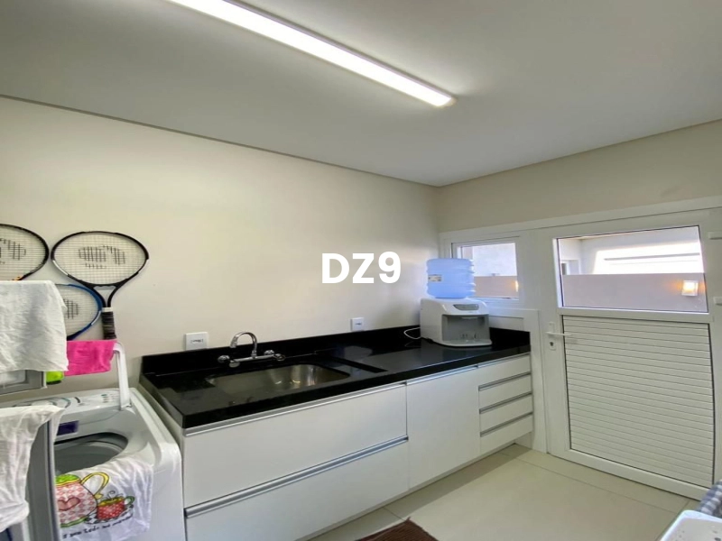 CASA COM 4 DORMITÓRIOS EM CONDOMINIO: 19ª foto da galeria de imagens do imóvel