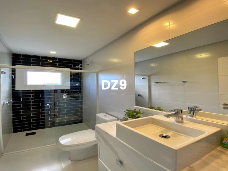 CASA COM 4 DORMITÓRIOS EM CONDOMINIO: 11ª foto da galeria de imagens do imóvel