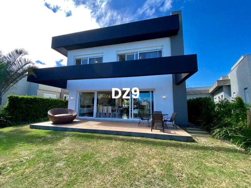 CASA COM 4 DORMITÓRIOS EM CONDOMINIO: 5ª foto da galeria de imagens do imóvel