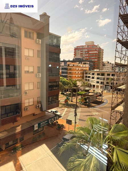 Apartamento frente à praça na Sepé, ideal para temporada.: 1ª foto da galeria de imagens do imóvel