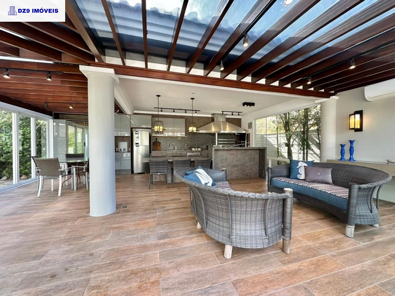 CASA NO CONDOMÍNIO ATLÂNTIDA LAGOS PARK  -  COM 4 SUITES: 8ª foto da galeria de imagens do imóvel