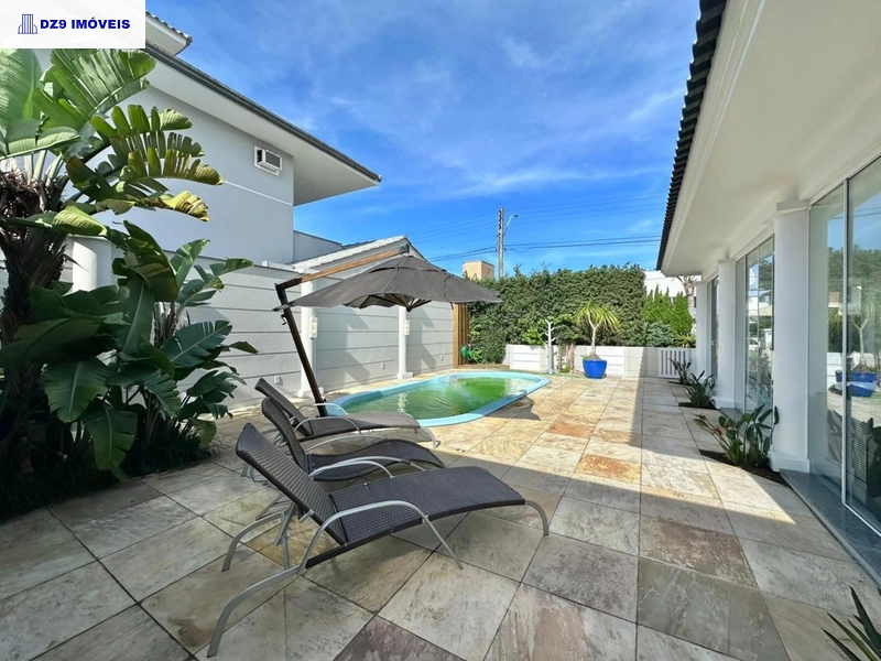 CASA NO CONDOMÍNIO ATLÂNTIDA LAGOS PARK  -  COM 4 SUITES: 6ª foto da galeria de imagens do imóvel