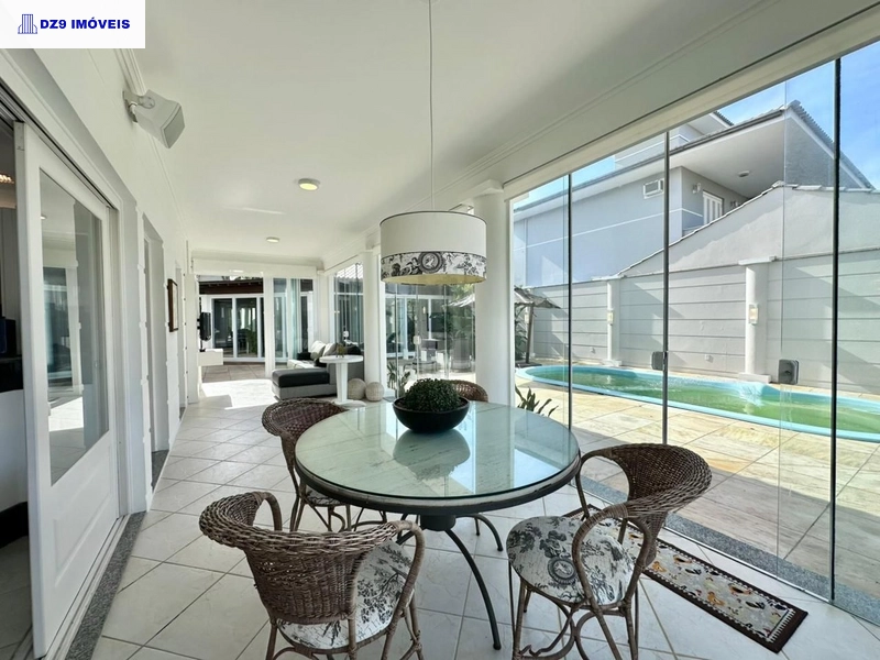 CASA NO CONDOMÍNIO ATLÂNTIDA LAGOS PARK  -  COM 4 SUITES: 7ª foto da galeria de imagens do imóvel