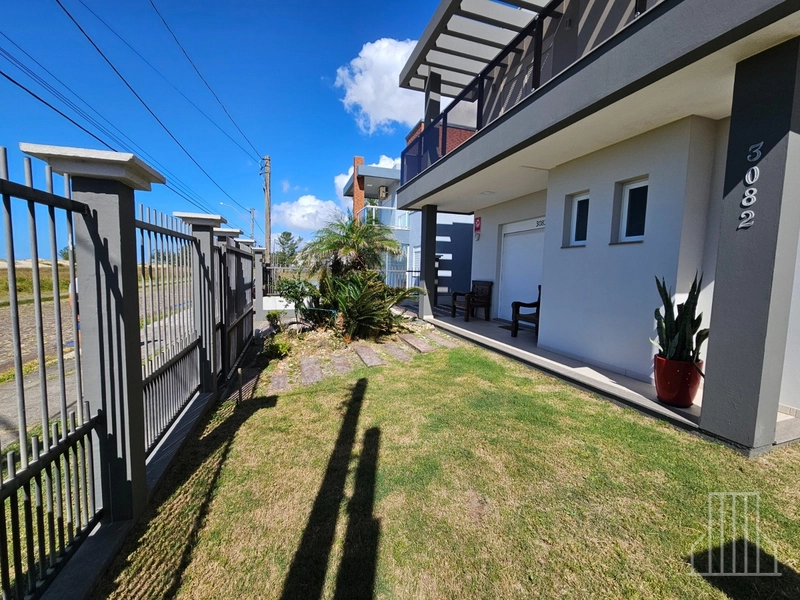 Exclusiva Casa à Beira-Mar em Capão Novo: 2ª foto da galeria de imagens do imóvel