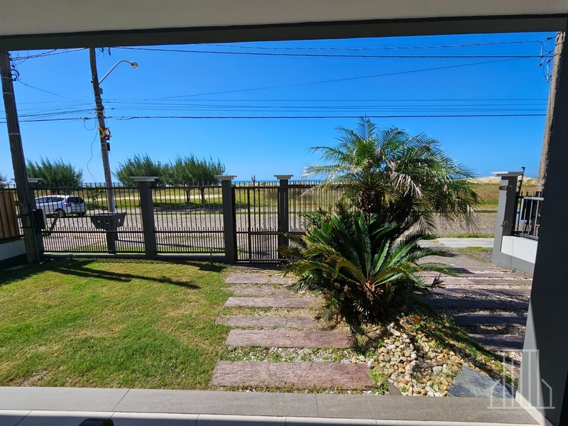 Exclusiva Casa à Beira-Mar em Capão Novo: 1ª foto da galeria de imagens do imóvel