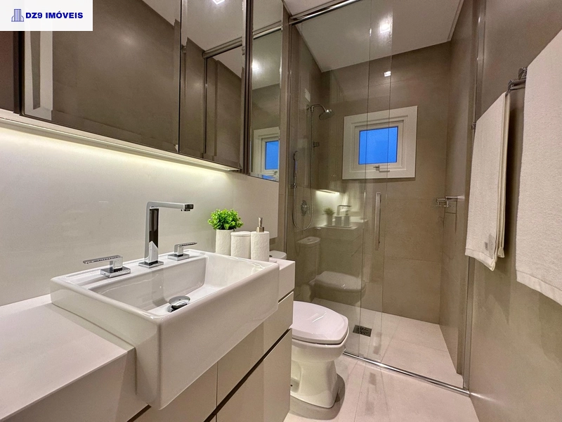 ESPETACULAR APARTAMENTO ALTO PADRÃO COM ROOFTOP E VISTA MAR: 22ª foto da galeria de imagens do imóvel