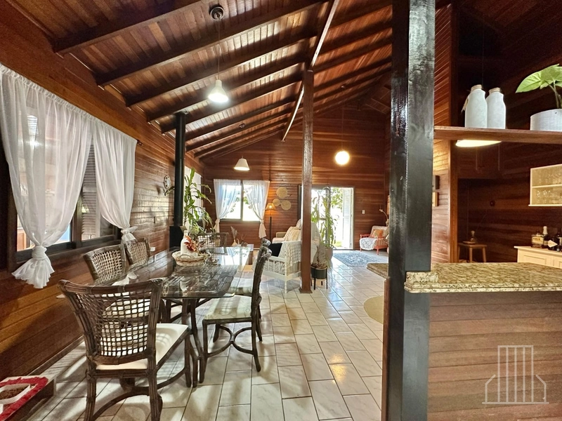 Oportunidade Única: Amplo Imóvel a Passos do Mar em Capão Novo!: 18ª foto da galeria de imagens do imóvel