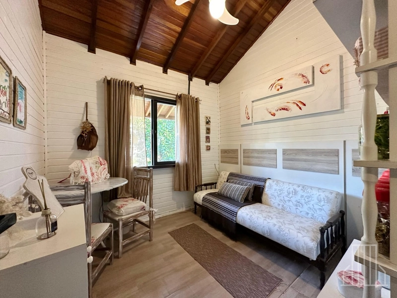 Oportunidade Única: Amplo Imóvel a Passos do Mar em Capão Novo!: 24ª foto da galeria de imagens do imóvel