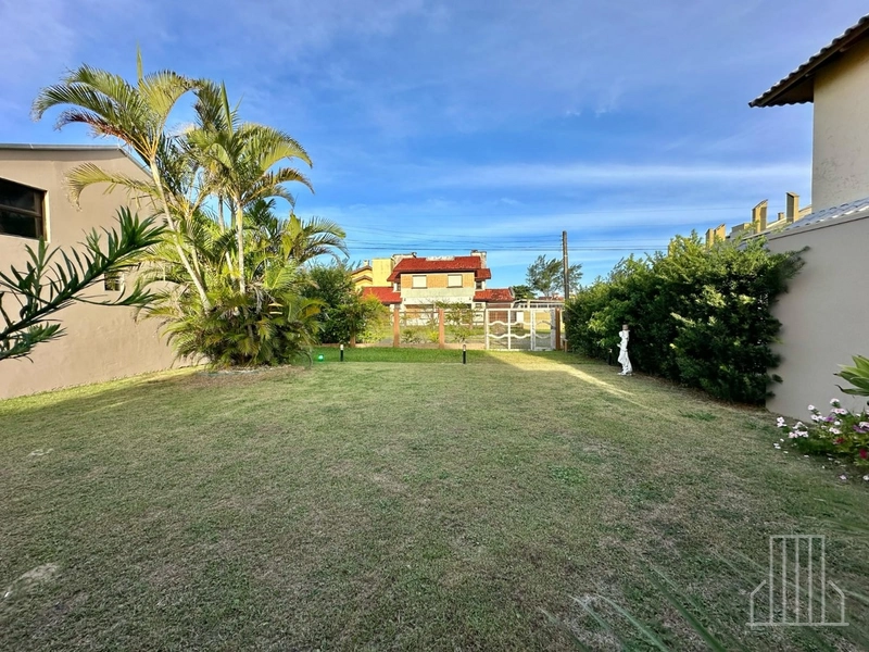 Oportunidade Única: Amplo Imóvel a Passos do Mar em Capão Novo!: 5ª foto da galeria de imagens do imóvel