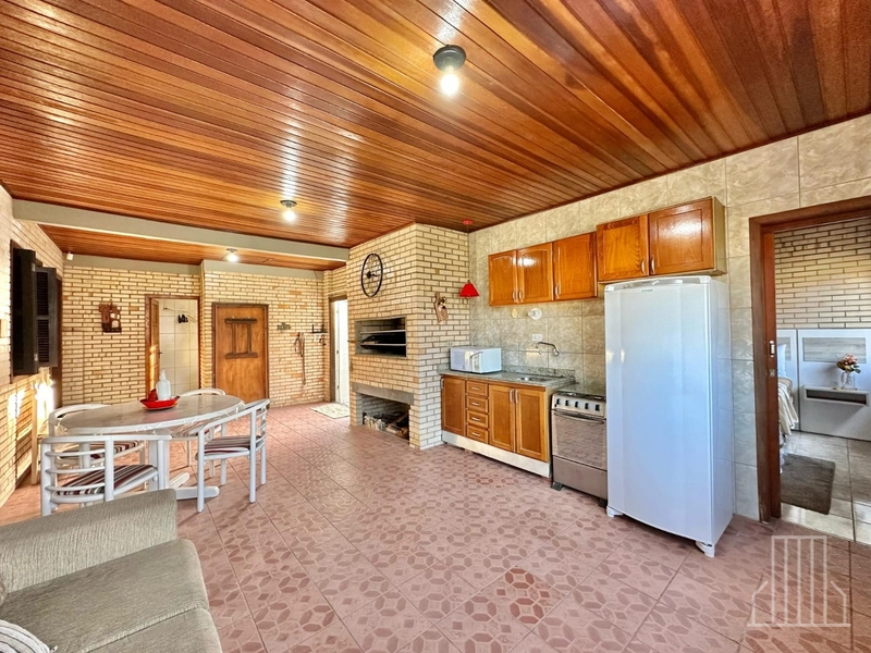 Oportunidade Única: Amplo Imóvel a Passos do Mar em Capão Novo!: 22ª foto da galeria de imagens do imóvel