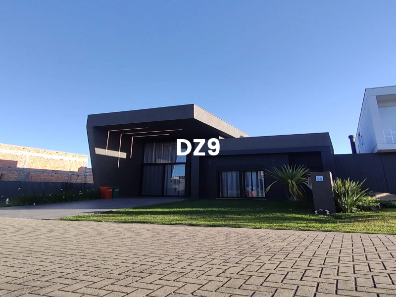 CASA COM 4 SUÍTES, MOBILIADA, COM GARAGEM!: 2ª foto da galeria de imagens do imóvel