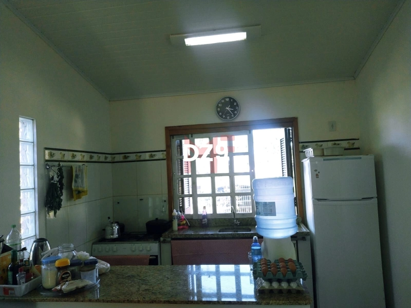 Encontre o Aconchego Ideal nesta Casa de 3 Dormitórios em Capão Novo: 8ª foto da galeria de imagens do imóvel