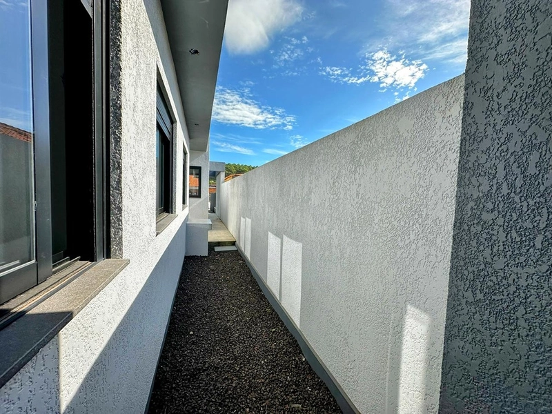 Casa de 3 Dormitórios com Suíte, Pátio Amplo e a 500m do Mar: 14ª foto da galeria de imagens do imóvel