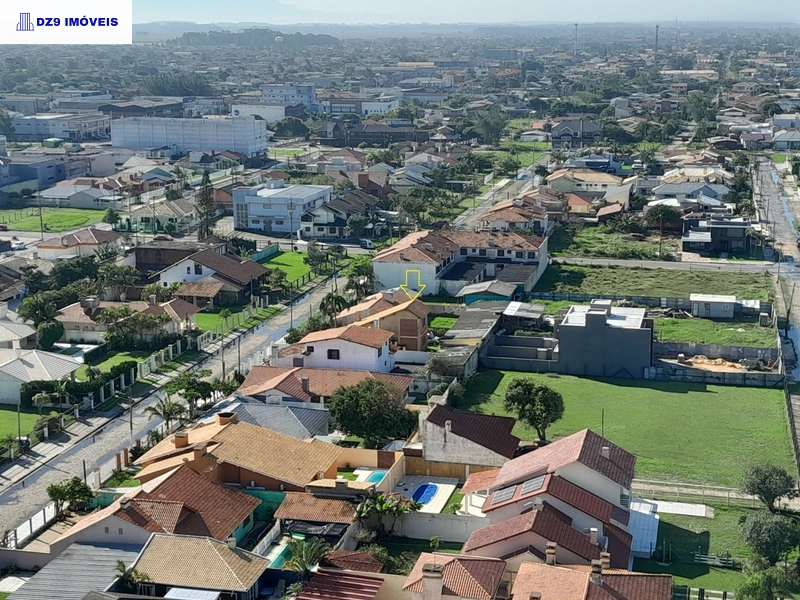 ENCANTADORA CASA ESTILO CHALÉ NA ZONA NOVA: 1ª foto da galeria de imagens do imóvel