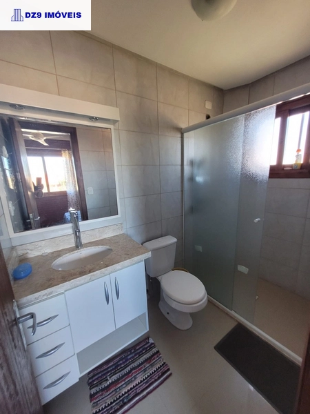 ENCANTADORA CASA ESTILO CHALÉ NA ZONA NOVA: 22ª foto da galeria de imagens do imóvel