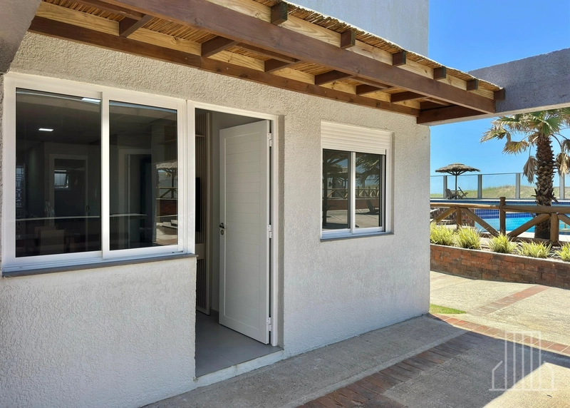 Casa Mobiliada à Beira-Mar em Capão Novo – Conforto e Lazer!: 5ª foto da galeria de imagens do imóvel