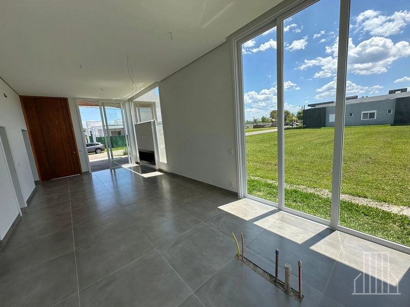 LINDA CASA NO CONDOMÍNIO TERRASUL – PRONTA PARA MORAR: 14ª foto da galeria de imagens do imóvel