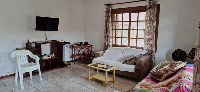 CASA PARA ALUGUEL DE TEMPORADA EM CAPÃO NOVO!: 1ª foto da galeria de imagens do imóvel