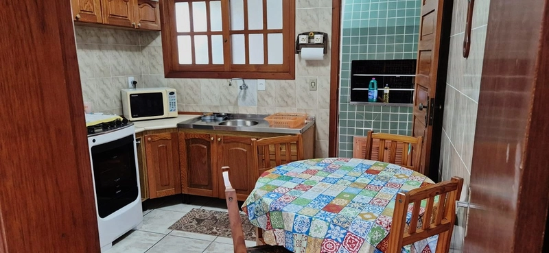 CASA PARA ALUGUEL DE TEMPORADA EM CAPÃO NOVO!: 2ª foto da galeria de imagens do imóvel