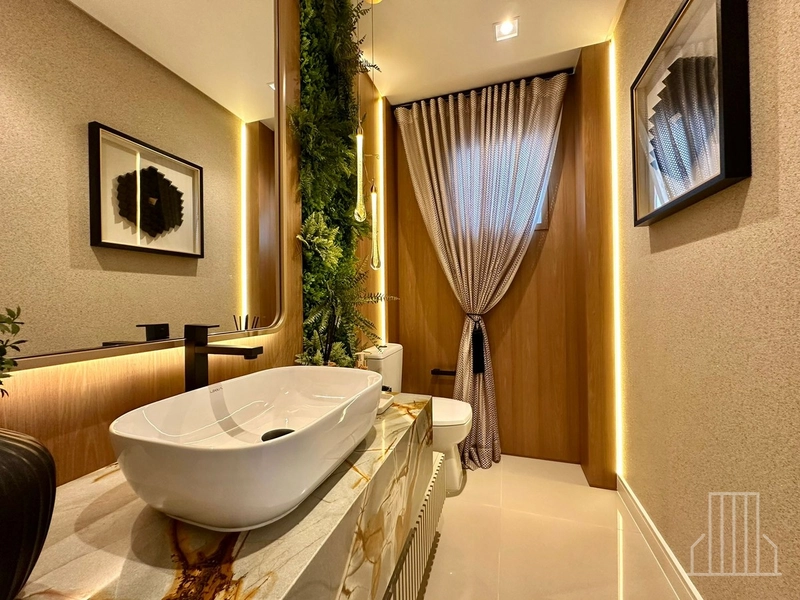 ELEGANTE APARTAMENTO EM BAIRRO TRANQUILO!: 27ª foto da galeria de imagens do imóvel