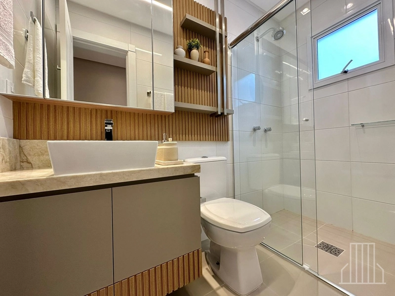 ELEGANTE APARTAMENTO EM BAIRRO TRANQUILO!: 28ª foto da galeria de imagens do imóvel