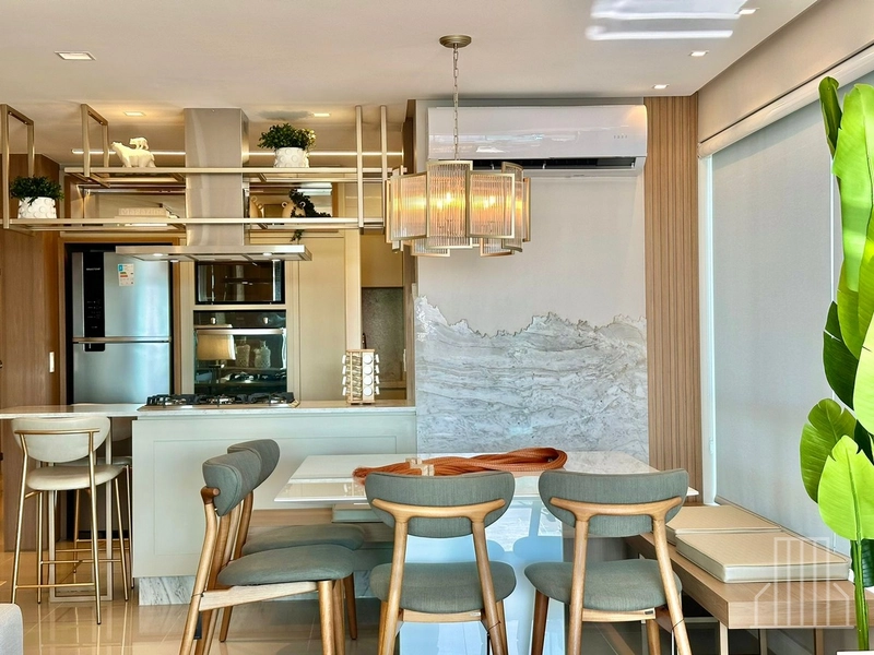 ELEGANTE APARTAMENTO EM BAIRRO TRANQUILO!: 14ª foto da galeria de imagens do imóvel