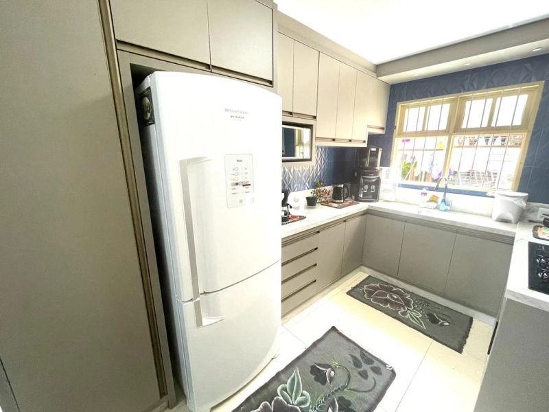 LINDO SOBRADO LOCALIZADO NO BAIRRO ARAÇÁ EM CAPÃO DA CANOA!: 4ª foto da galeria de imagens do imóvel