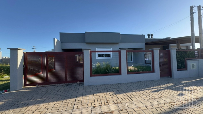 LINDA CASA À VENDA NO TRANQUILO BAIRRO GUARANI, EM CAPÃO DA CANOA!: 1ª foto da galeria de imagens do imóvel